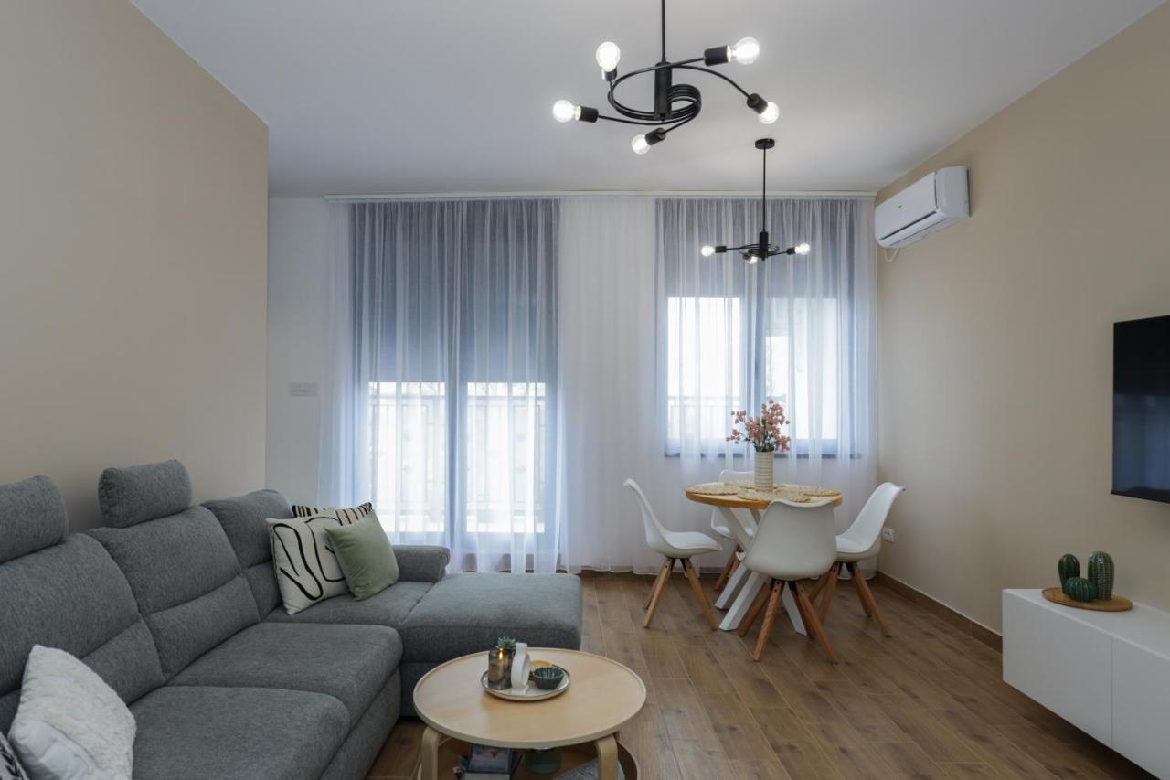 North Views Luxury Apartment Суботица Экстерьер фото